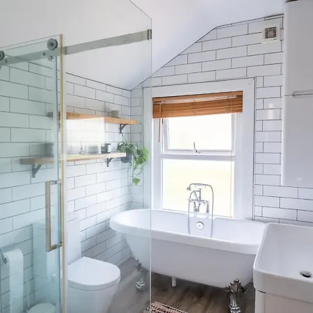 Bristolshortstays - Bishopston * Bristol
