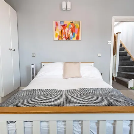Bristolshortstays - Bishopston Holiday home *